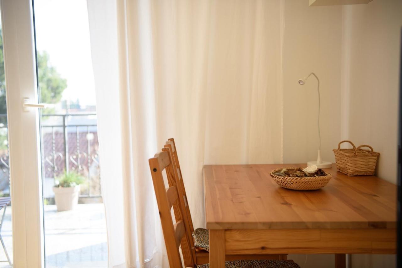 Villa Claudia Lemon Appartment Premantura Eksteriør billede