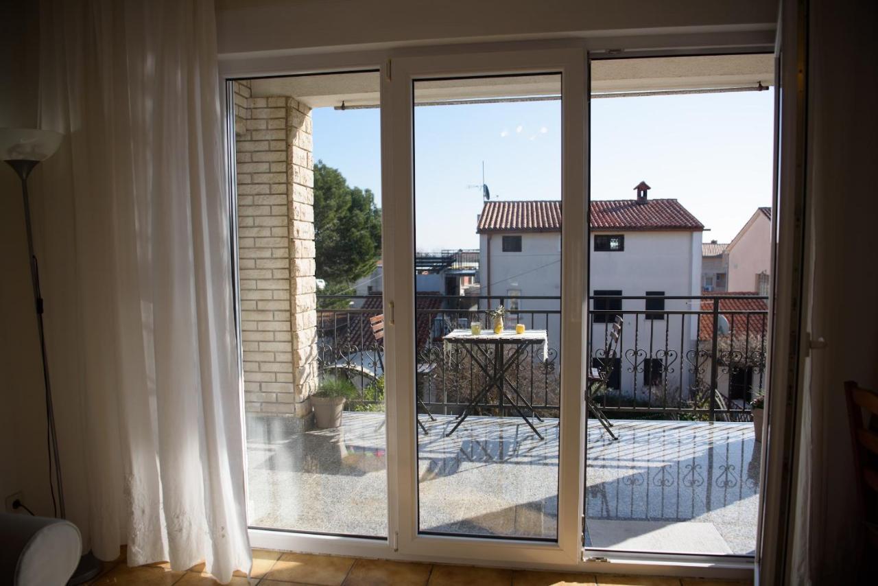Villa Claudia Lemon Appartment Premantura Eksteriør billede